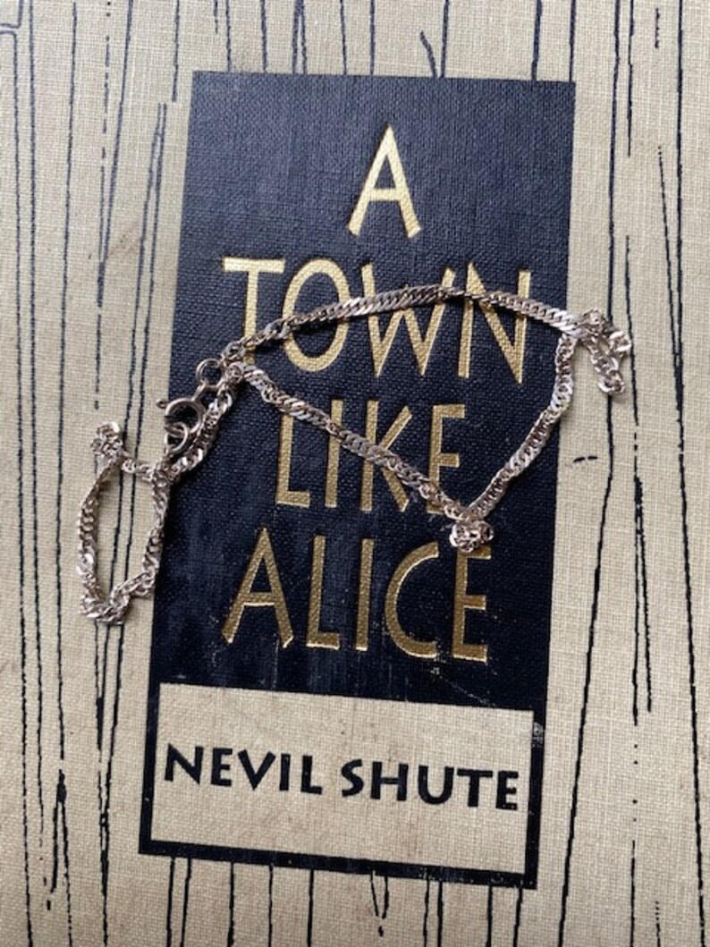 Vintage sterling silver twisted serpentine anklet.