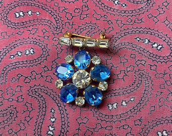 Broche Vintage élégante - Ornée De Strass - Occasion Avec Traces D'usure