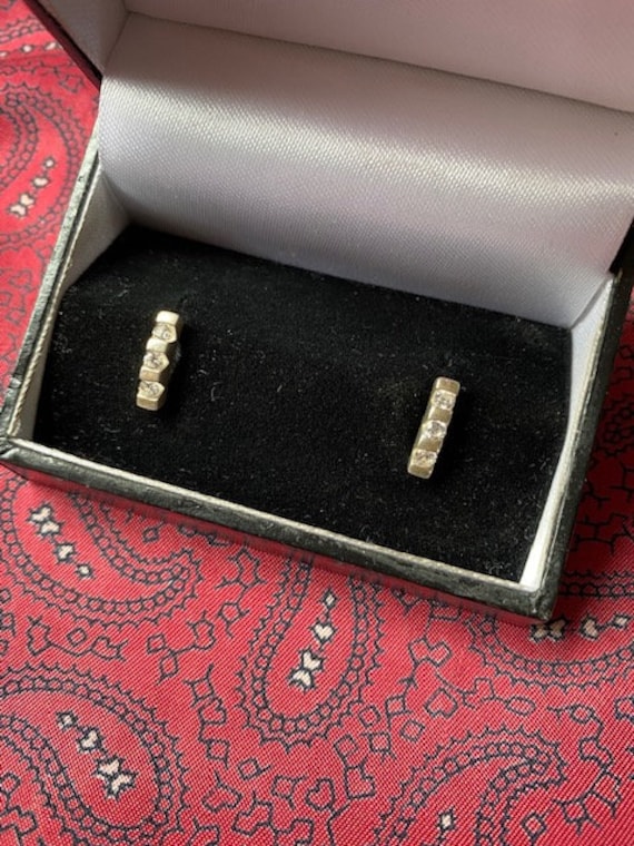 Stunning pair of vintage silver and cubic zirconi… - image 1