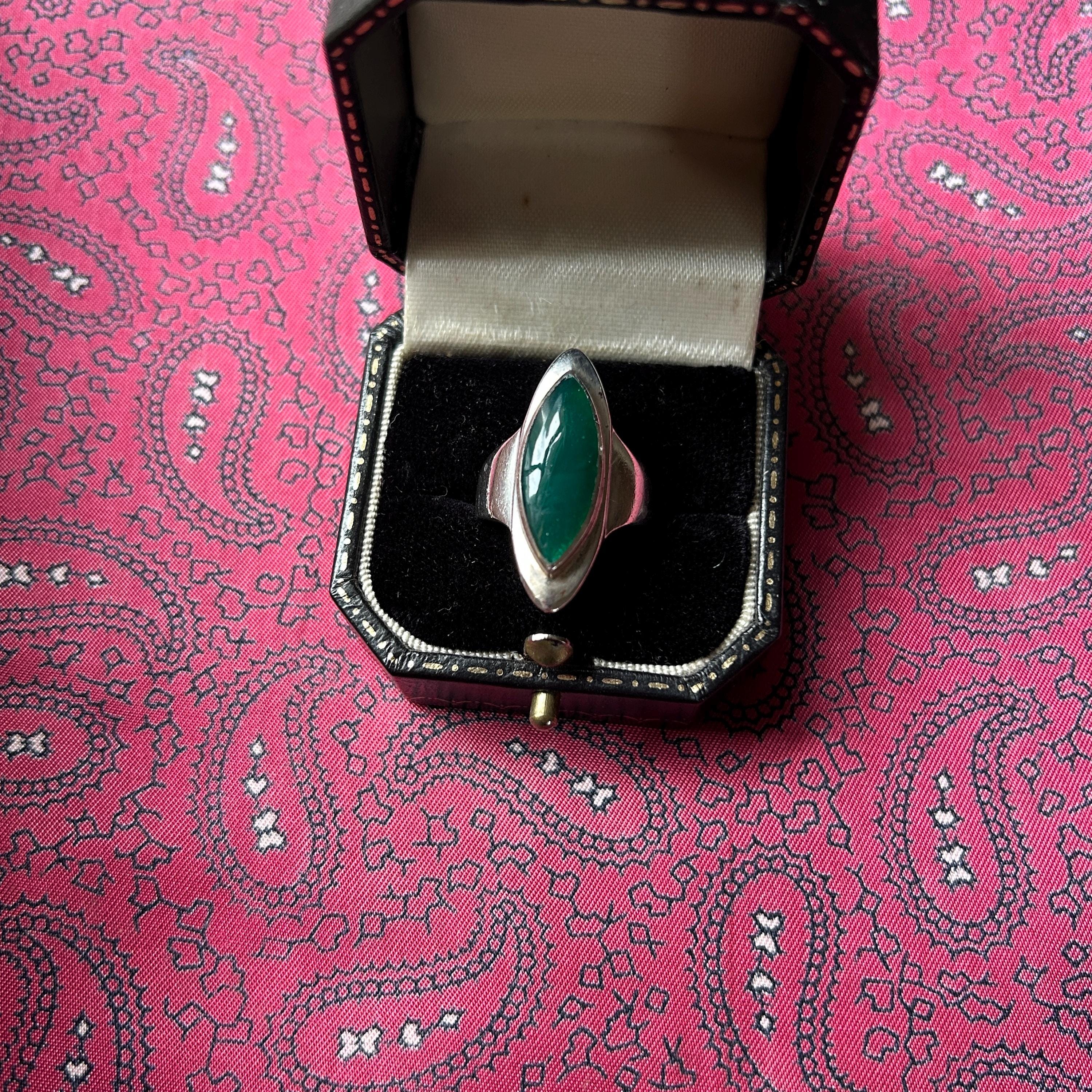 Bague Vintage En Argent Massif Avec Cabochon D'agate Verte - Taille 52 (US 6)