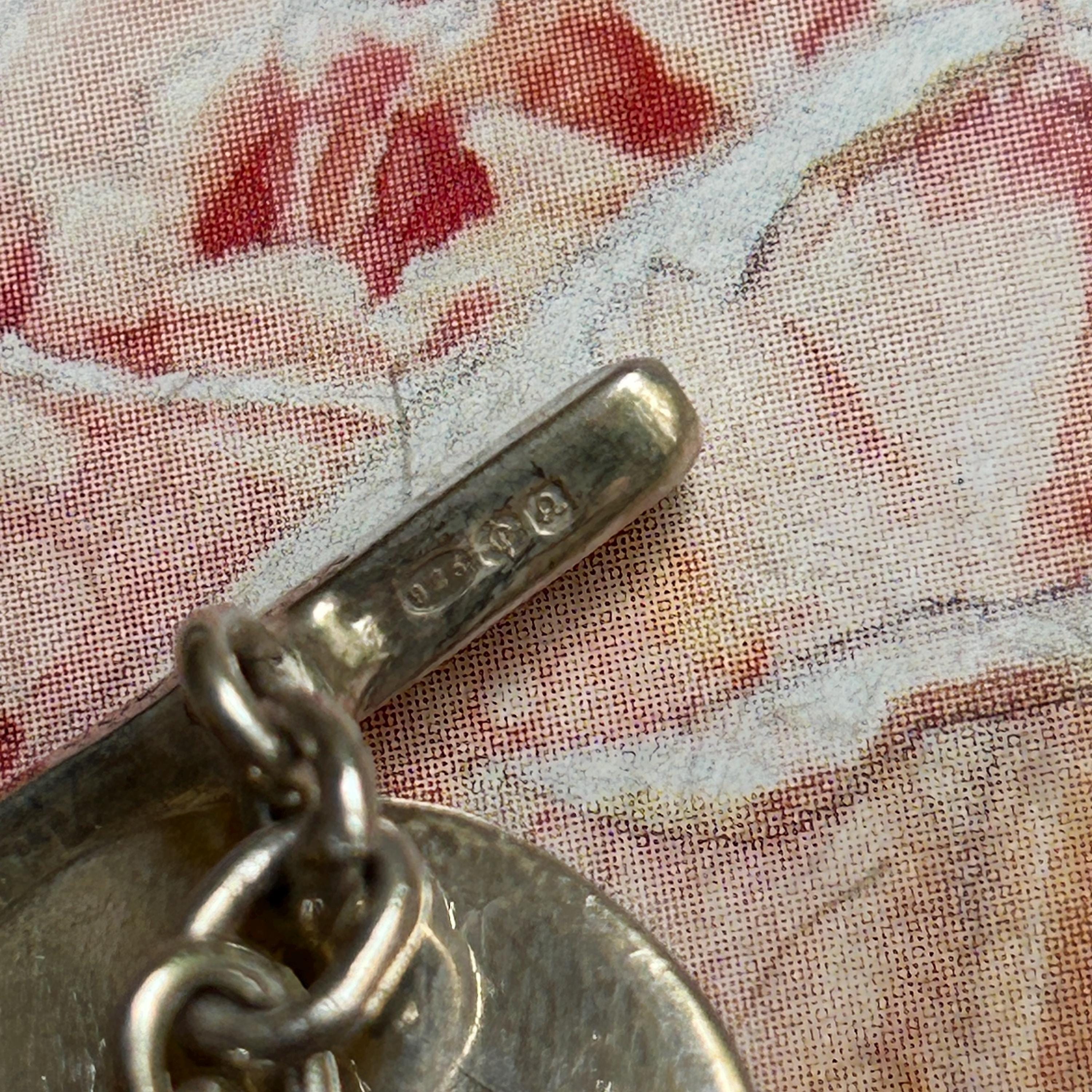 Elegant Pair of Vintage 1990s Silver Chain Cufflinks in a Beautiful ...