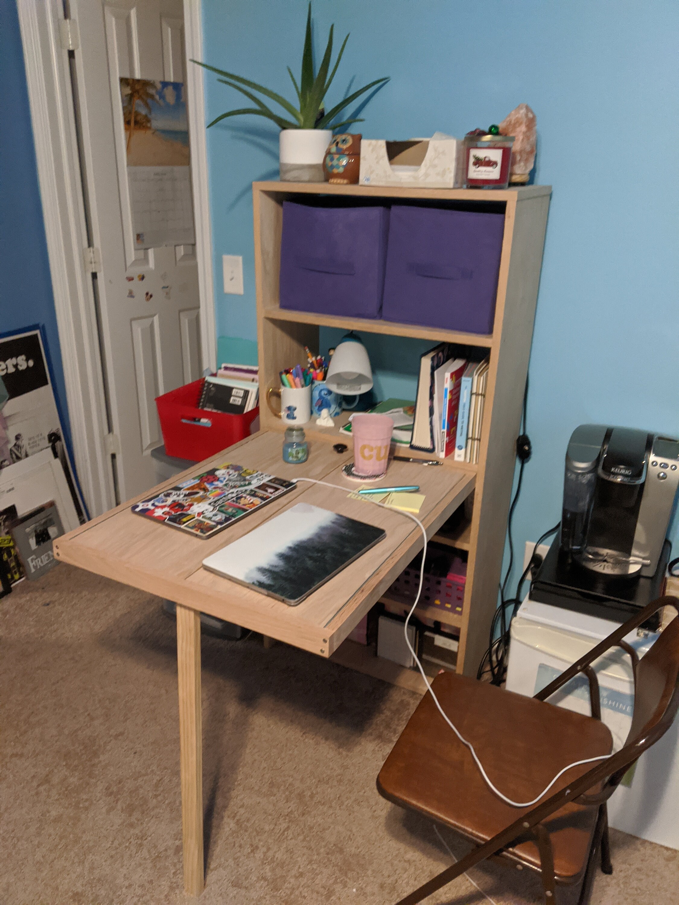 Desk keurig top