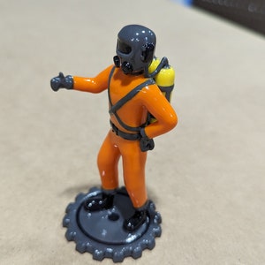 Lethal Company Employee Figurine thumbs up