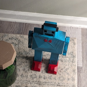 Working Lethal Company Robot Toy