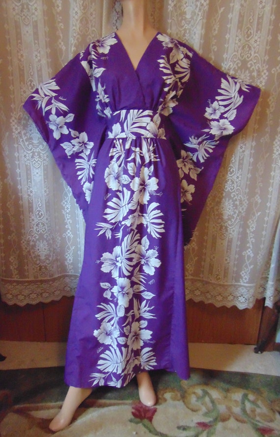 Vtg 1970s Royal Creations Hawaii Purple Cotton Ca… - image 1