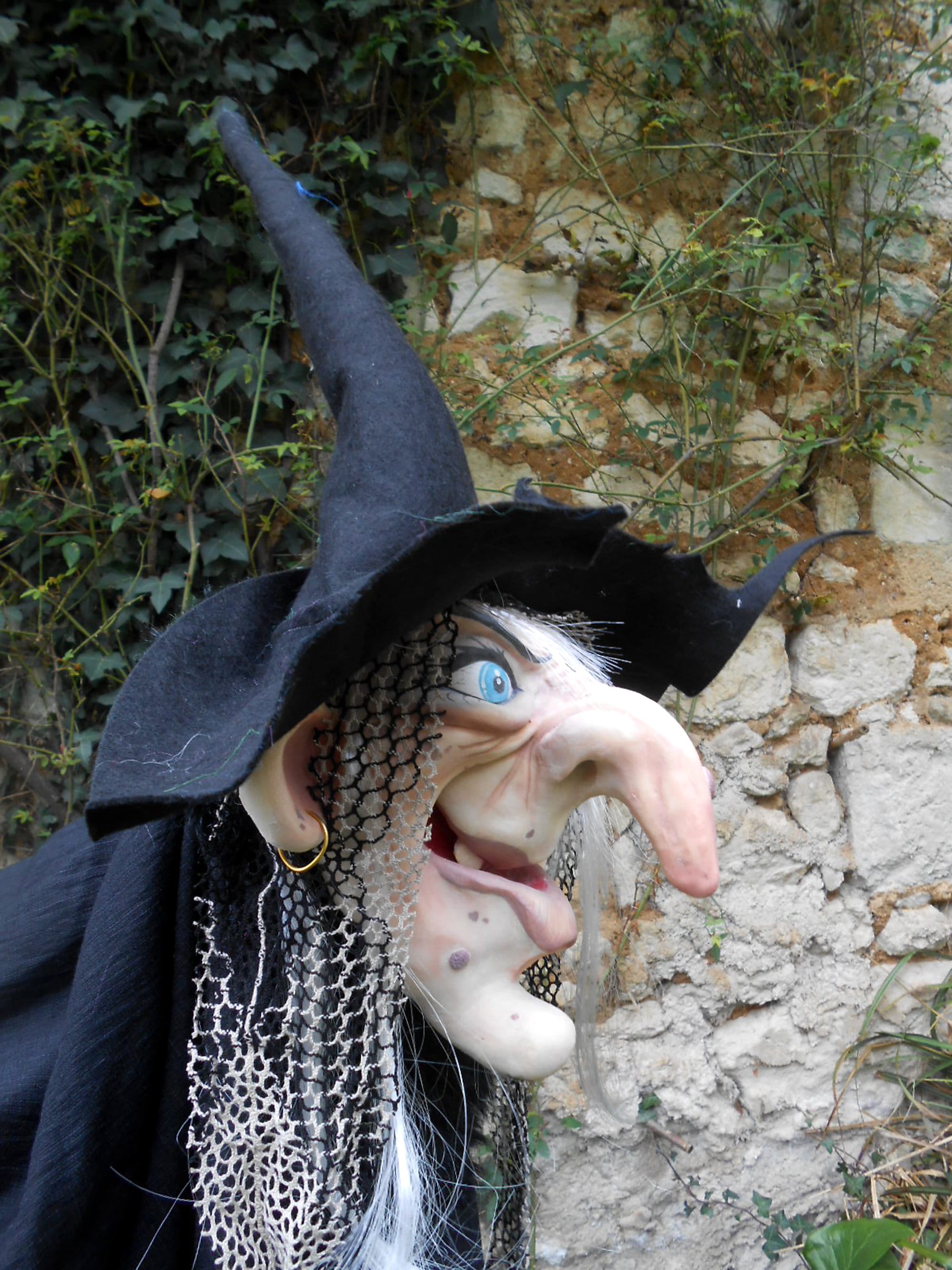 ラテックスと布で作られた大きな魔女の腹話術人形：プロでも使用可能 - Etsy 日本, image size:2000x2667