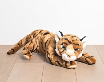 Big Handmade Stuffed Toy Tiger 55cm. Synthetic fur, realistic and Very Soft for baby, children & adults – My tiger Cesar