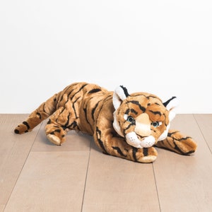 Big Handmade Stuffed Toy Tiger 55cm. Synthetic fur, realistic and Very Soft for baby, children & adults – My tiger Cesar