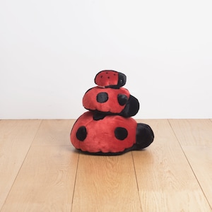 Ladybug 22 cm, ideal for birth gift, big plush hand stitched, realistic and very soft 画像 6