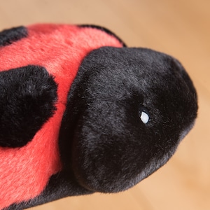 Ladybug 22 cm, ideal for birth gift, big plush hand stitched, realistic and very soft 画像 4