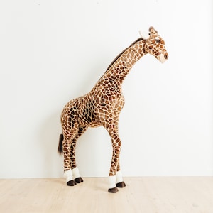 Very Big Handmade Stuffed Toy Giraffe 160cm. Brown Synthetic fur, realistic and Very Soft for baby, children & adults – My giraffe Zoe