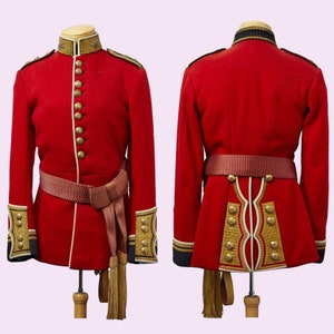 Coldstream Guards Lieutenant's Parade Tunic. Ca. WWI-II. Red cloth with gold, Replica jacket, military antique jacket