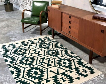 Geometric kilim wool rug, handmade area rug, modern kilim rug, wool rug, dining room rug, Green rug, Boho Rug 7’ X 10’ , 8’ X 10’