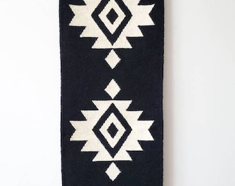 Handgewebter Wandbehang, Boho Wandbehang, schwarze Wandbehang, Wandbehang, Wandkunst. Tapisserie, gewebte Kunst, schwarze Wandbehang Dübelbehang