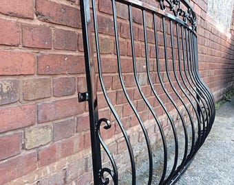 Balcón Julieta, balaustradas y barandillas. Número 61