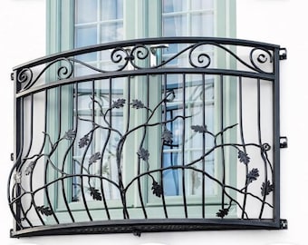 Balcón Julieta con revestimiento en polvo, balaustradas y barandillas. Número 30