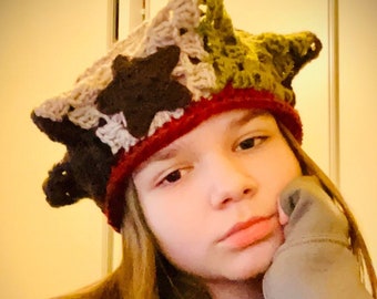 NEW, XL Crochet Star crown beanie, handmade Crochet Star Crown Beanie: Handmade Granny Hexagon Hat  main image 4