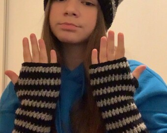 Crochet Cat Ear Beanie and Fingerless Gloves Set: Striped 