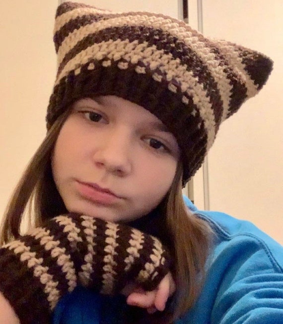 Crochet Cat Ear Beanie and Fingerless Gloves Set: Striped  display picture 3