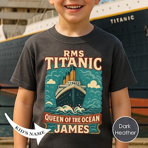 Queen of the Ocean Titanic kinder-T-shirt • RMS Titanic aangepaste naam-T-shirt • Cruise-T-shirt voor kinderen • Nautisch cadeau voor jongens en meisjes, T097