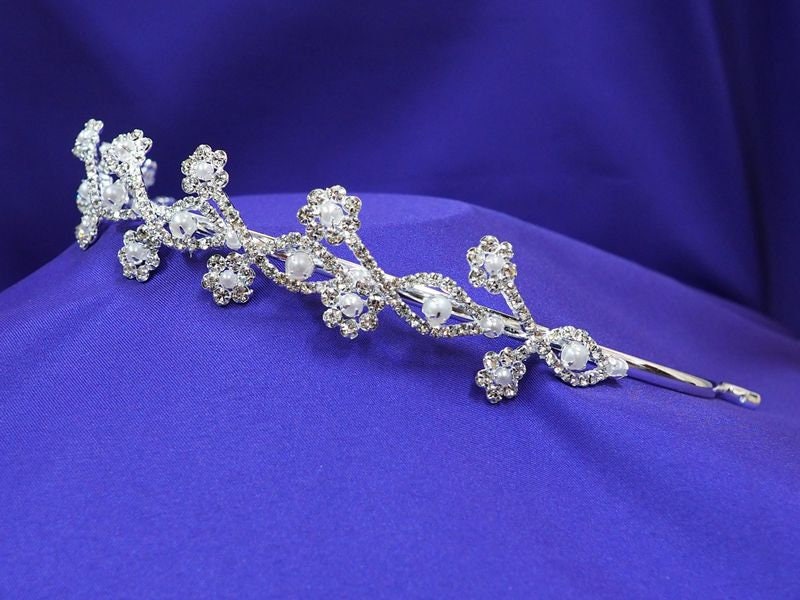 ✧tiara✧ Amazon.com : ZIFENGXUAN Ladies Crown Tiara for Women Costume