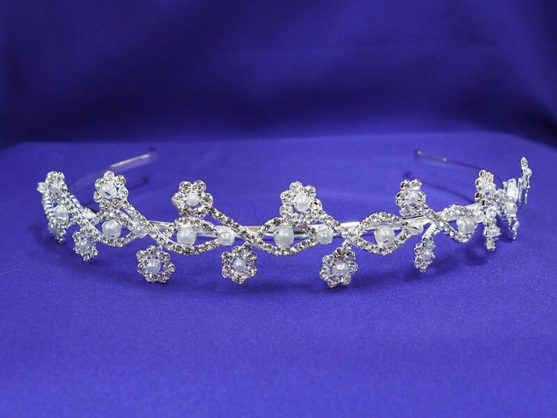 ✧tiara✧ Amazon.com : ZIFENGXUAN Ladies Crown Tiara for Women Costume