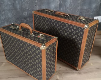 Luxurious travel suitcase set for car luggage - VR Dianne leather suitcase - Silk inner lining - Sister of Louis Vuitton - Circa 1970