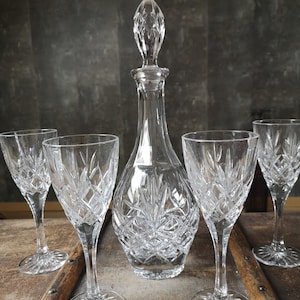 Carafe Decanter cut crystal - Set with bottle and 4 drinking glasses - Mini Bar Drinking glass - Dinner table service Drinking glass