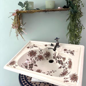 Antique Bathroom Washbasin J. Dimmock & Co (±1890) – Chrysanthemum floral – England