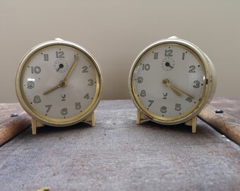 French Alarm Clock Jaz - Mechanical - Synthetic - Ivory Color - 2 Pieces - Bedroom table decor clock - Nostalgia