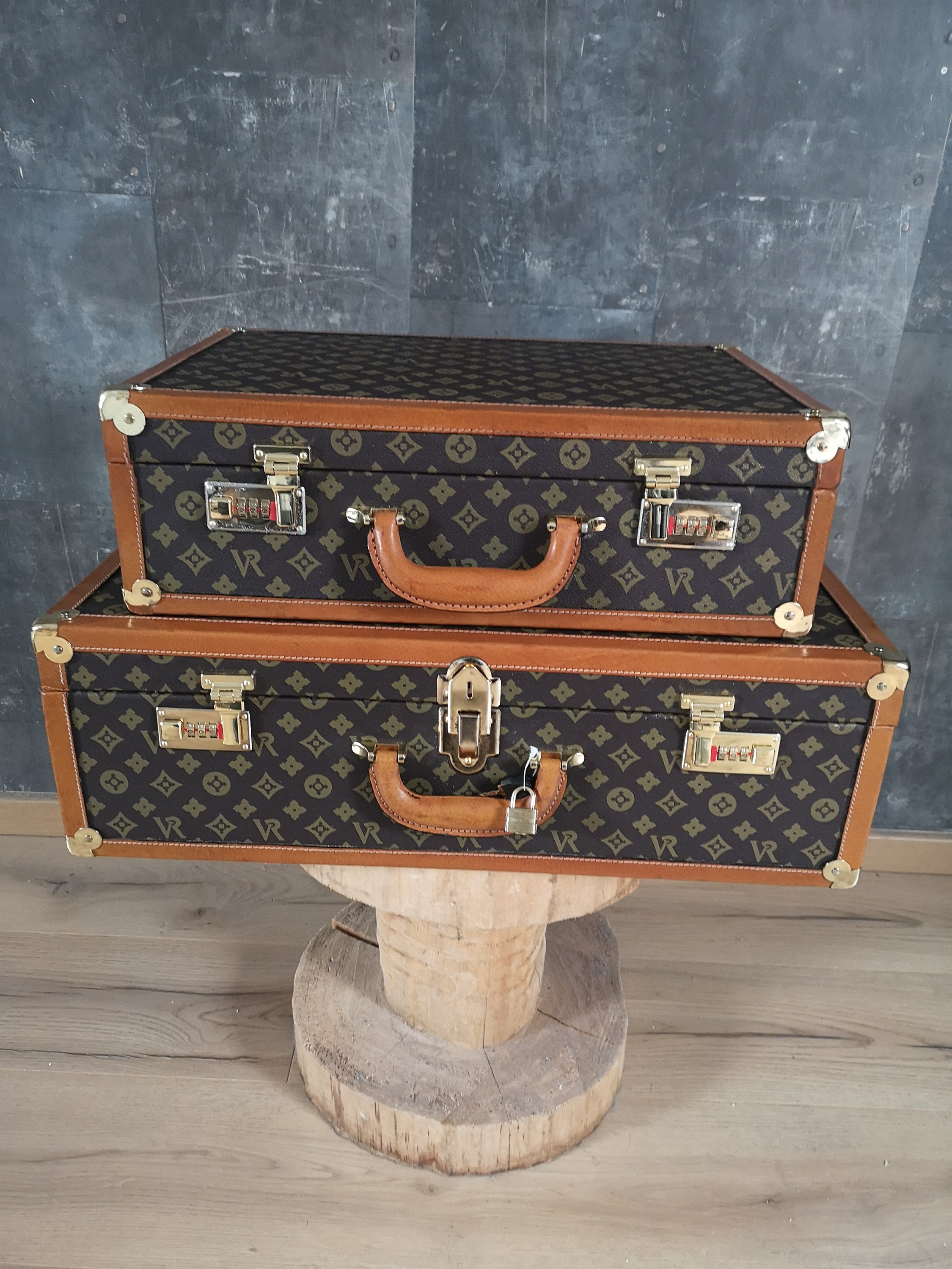Reiskoffers set luxueuze voor autobagage of Trein reis . VR Diann van  Canvas en leder Synthetisch zijde - Zustermerk van Louis Vuitton - Etsy  Nederland
