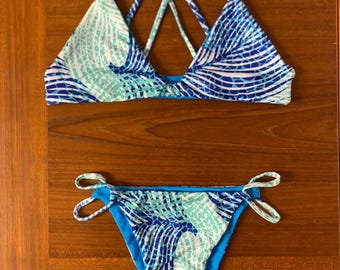 Reversible Turquoise /Blue Leave Bikini Set (top & bottom). Adult size M.