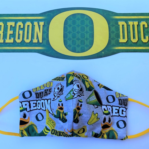 University of Oregon Ducks Reversible Three Layer Mask with adjustable elastic