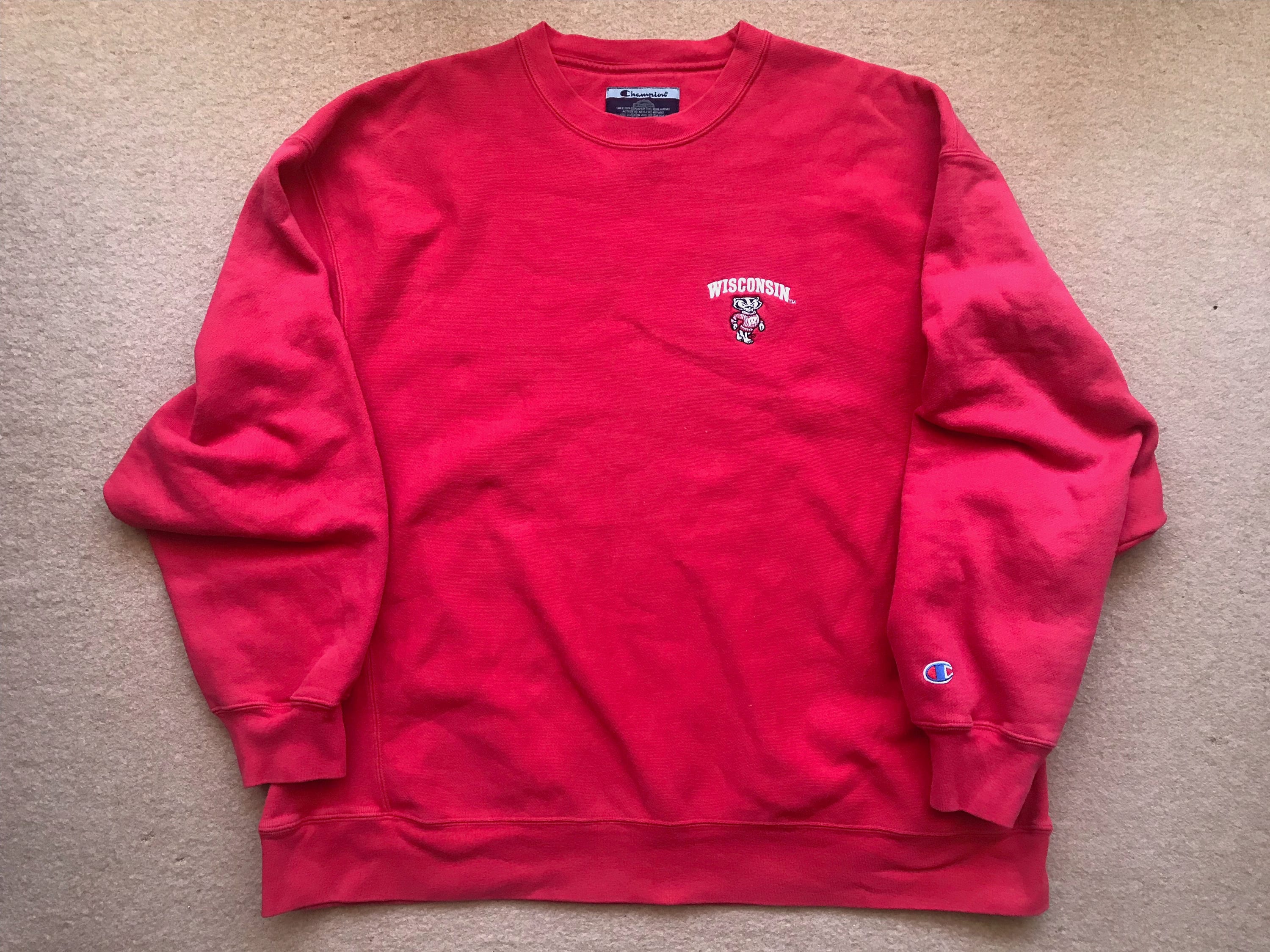 University of Wisconsin (badgers) Sweatshirt – Reverse Weave by