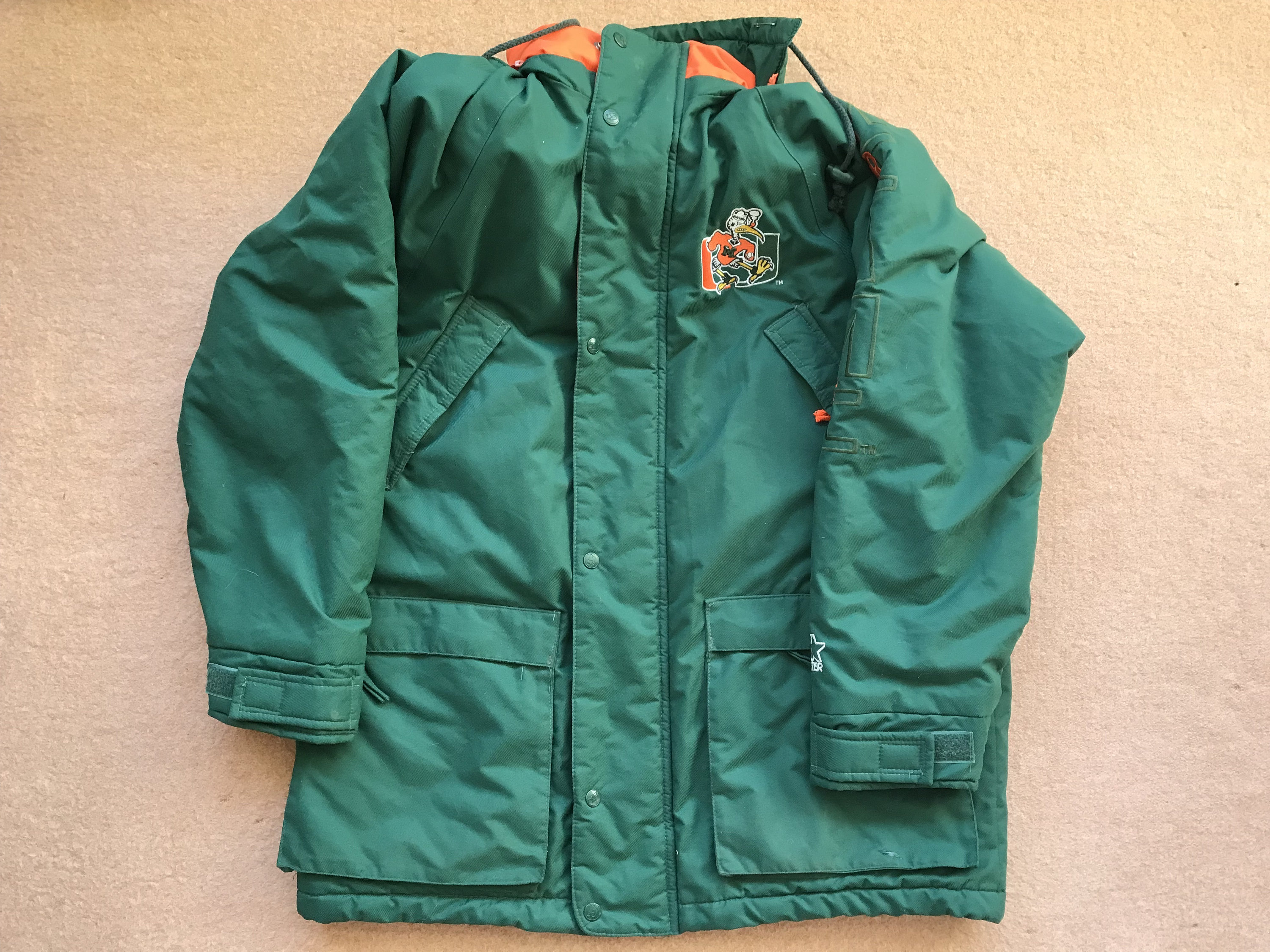 90s Miami Hurricanes Starter jacket 💫 (Sz XL) • Available at the