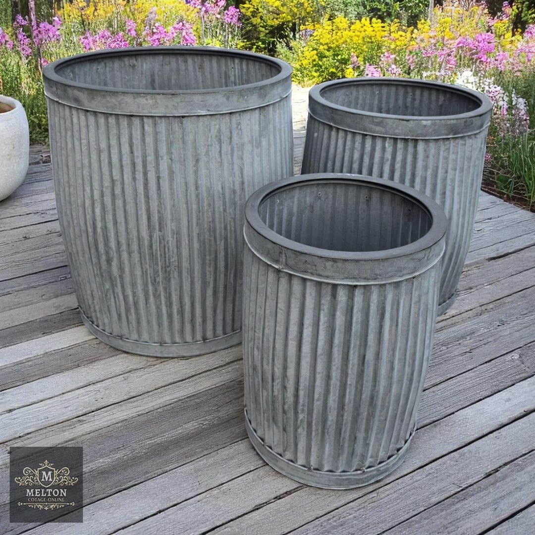 Medium Vintage Geribbelde Ontwerp Gegalvaniseerde Dolly Tub Planter
