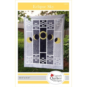 Peut inclure: Un modèle de courtepointe avec un motif géométrique représentant un soleil et une lune. La courtepointe est réalisée dans des tons de gris et de blanc avec des accents jaunes. Le motif s'appelle "Eclipse Sky" et est conçu par Canuck Quilter Designs. La courtepointe finie mesure 55 1/2 pouces par 71 1/2 pouces.