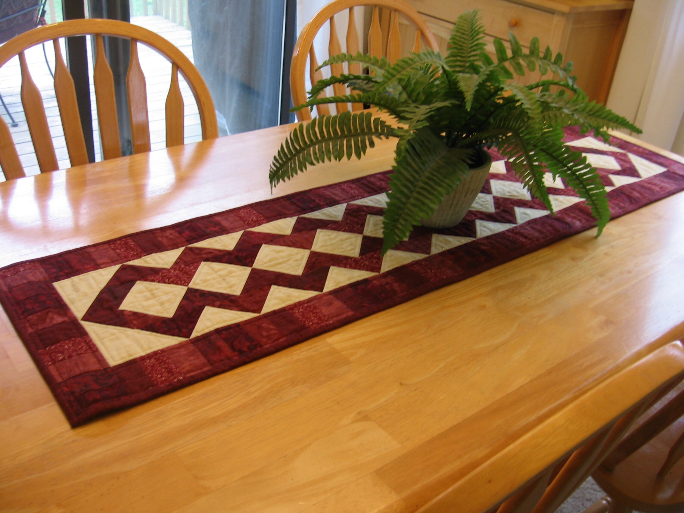 Stretch Table Runner Quilt Pattern PDF Download - Etsy