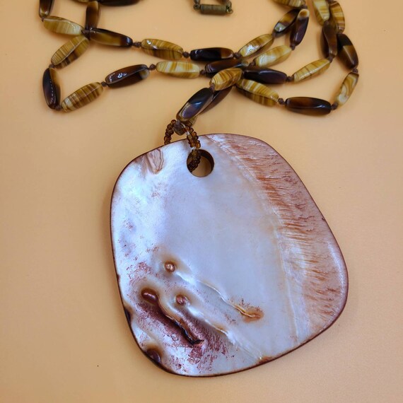 Vintage Beachy Boho Shell & Tiger's Eye Necklace - image 4