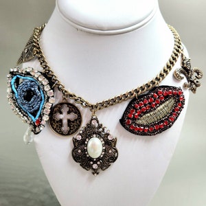 Rare Vintage Signed Oscar de la Renta Charm Necklace