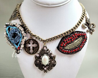 Rare Vintage Signed Oscar de la Renta Charm Necklace