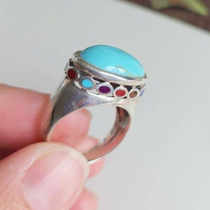Bague vintage Turquoise & Sterling Silver Statement avec accents de pierres semi-précieuses