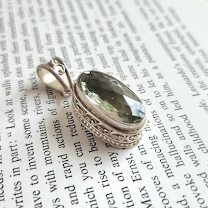 Green Amethyst Prasiolite Pendant set in Sterling Silver Filigree 25mm Faceted Stone