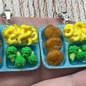 Chicken nugget tv dinner dangle earrings, chicken nuggets with Mac and cheese and broccoli earrings