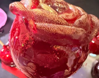Rose Candy Apples, Rose Bouquet, Shiney Old Fashioned Candy Apples-Carnival and Fair style candy apples, Hard Candy Apples,l