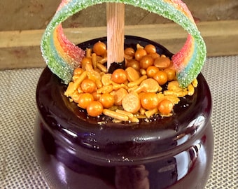 St Patrick’s Day Pot of Gold Candy Apples, Old Fashioned Candy Apples