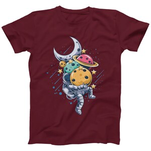 Astronaut Planets Graphic Tee: Space Streetwear T-Shirt Maroon
