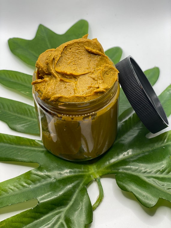4 oz - Natural Turmeric & Clay Face Mask | Brighten Skin | Even Discoloration