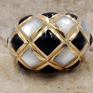 14Kt Yellow Gold Onyx and Mother of Pearl by KBN Ring Size 6.5 US