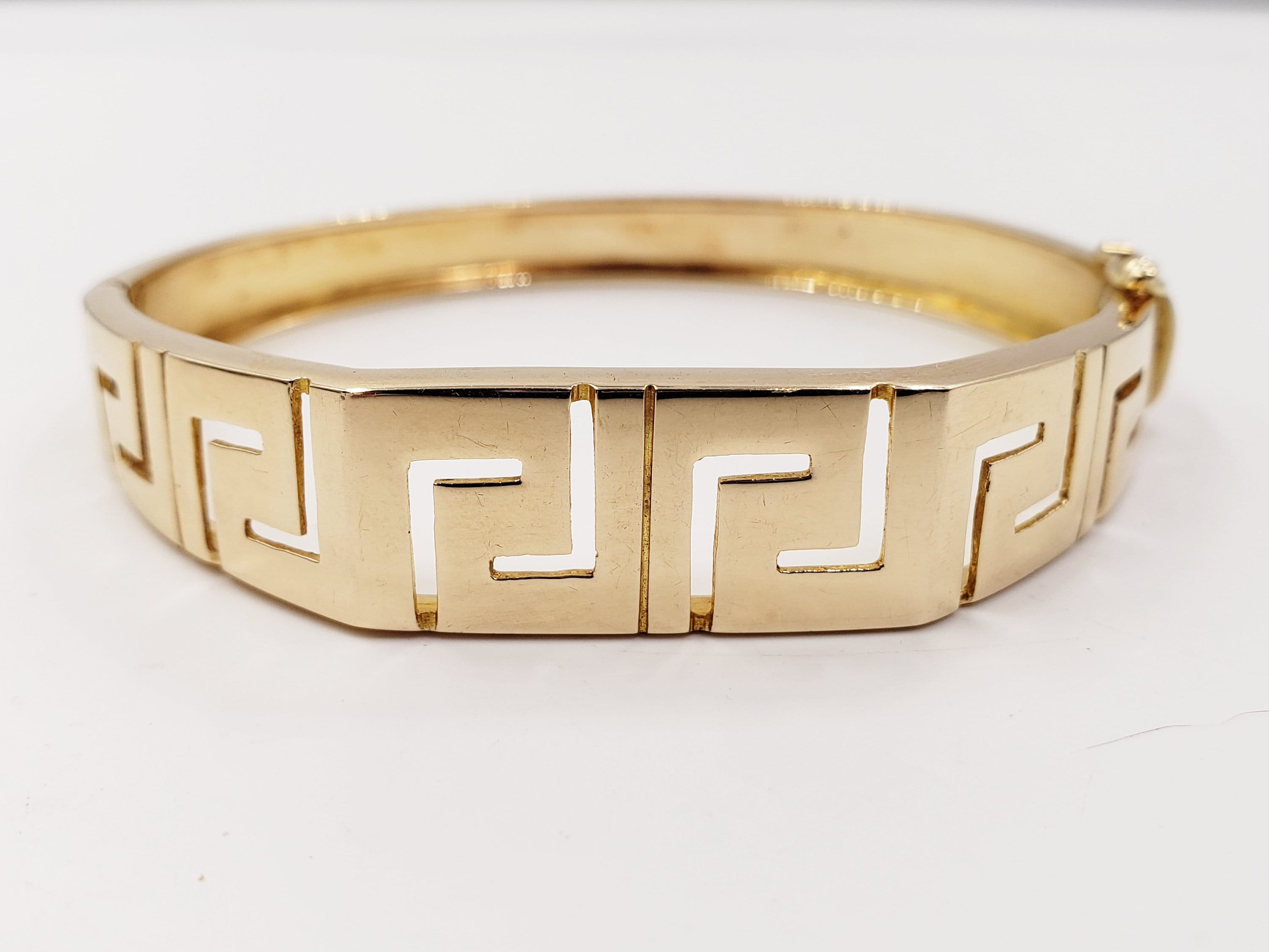 Greek Key S Gold Bangle Bracelet in 14Kt Yellow Gold 7 Inches Etsy.de